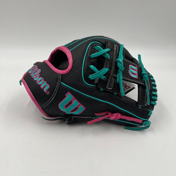 Wilson A2000 SC86 11.5 Infield Baseball Glove