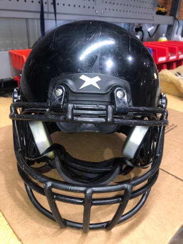 USED XENITH X2E+ YOUTH FOOTBALL HELMET - LARGE - BLACK
