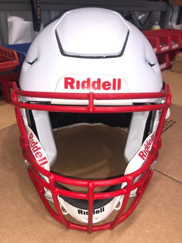 USED RIDDELL FLEX ADULT HELMET - MEDIUM - METALLIC WHIITE