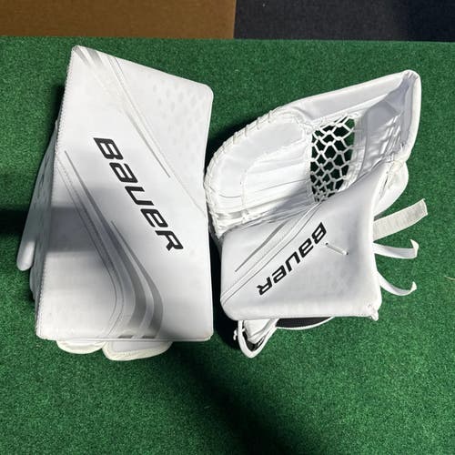FULL RIGHT White Senior Bauer Vapor X2.7 Goalie Glove & Blocker Set (Used)