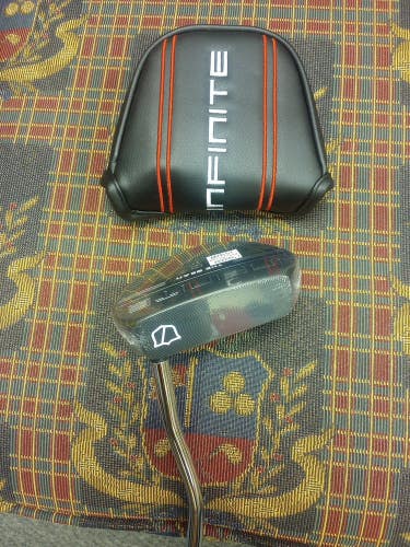 Wilson Staff Infinite MRH The Bean Putter