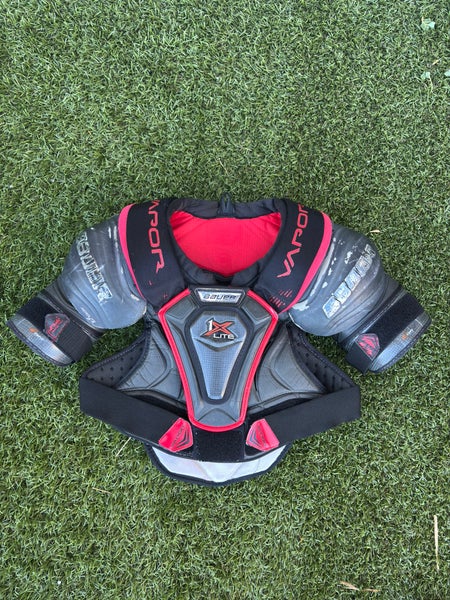 Medium Senior Bauer Vapor 1X Lite Shoulder Pads (Used)