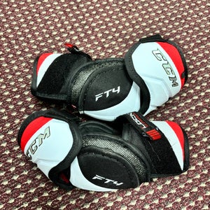 Junior Large CCM Jetspeed ft4 Elbow Pads (Used)