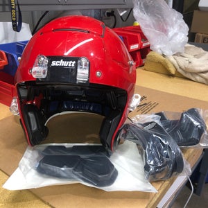 NEW SCHUTT F7 2.0 - MEDIUM  - SCARLET