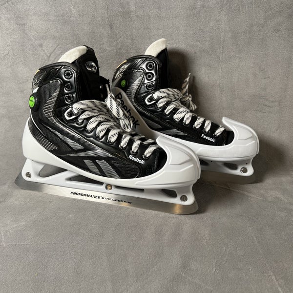 Reebok Size 20KG Size 9.5 D Width Hockey Goalie Skates (LIKE NEW)