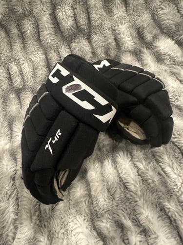 CCM Gloves 10" (Used)