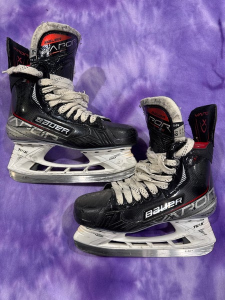 Intermediate Bauer Vapor 3X Hockey Skates Regular Width 6.5 (Used)
