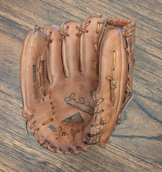 Joe Dimaggio Hollander 1963 Vintage Glove The "Yankee Clipper" Line 32-63