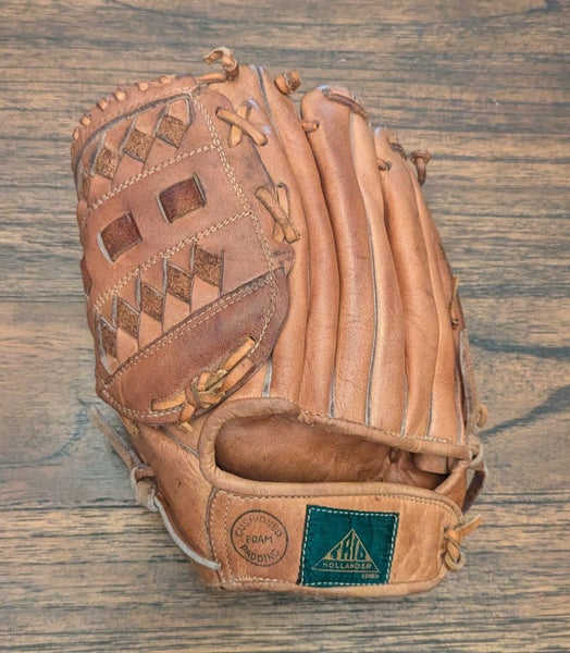 Joe Dimaggio Hollander 1963 Vintage Glove The "Yankee Clipper" Line 32-63