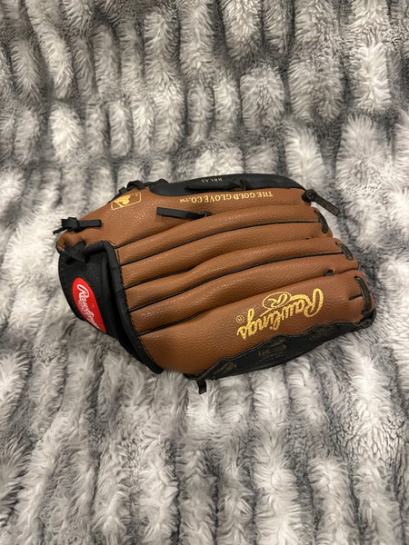 Rawlings RH Player series Baseball Glove 10.5" (Used)