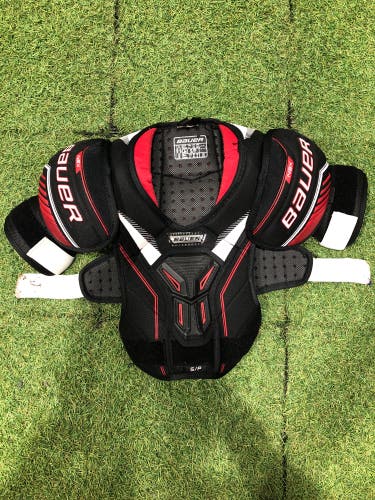 Small Junior Bauer NSX Shoulder Pads (Used)