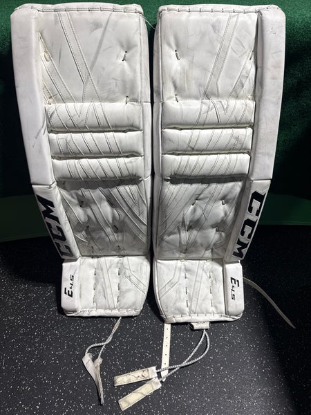 White Senior CCM Extreme Flex E4.5 Goalie Leg Pads (Used) | 34"+1"