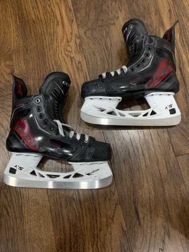 LIKE NEW CCM JetSpeed Control Hockey Skates Regular Width 7.5 (Used)