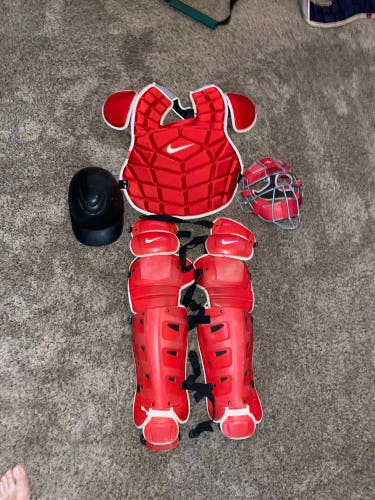 Nike Catcher's Set- red