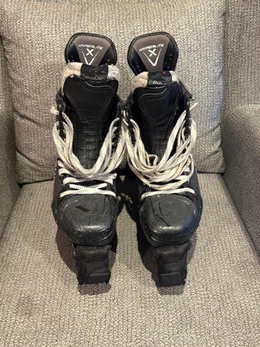 2021 Bauer Vapor Hyperlite Hockey Skates Narrow Width Pro Stock 8 (Used)