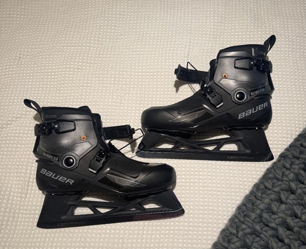 2025 Bauer Konekt 2 Hockey Goalie Skates Regular Width Pro Stock 10 (New)