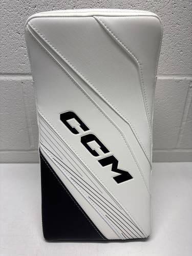 CCM Extreme Flex E6.9 Regular (New)