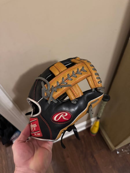 2025 Rawlings R9 RH Infield Baseball Glove 11" (Used)