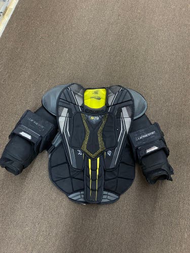 Large/Extra Large Bauer Supreme s29 Goalie Chest Protector (Used)