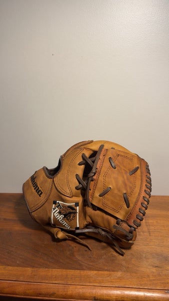 2013 Nokona RH Infield Baseball Glove 11.5" (Used)