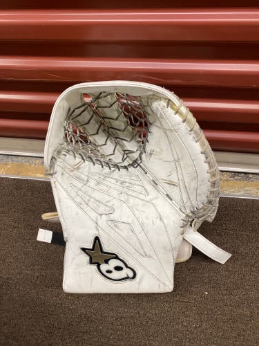BRIANS GNETIK 8.0 SENIOR GOALIE GLOVE
