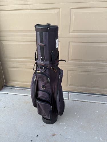 Caddy Daddy wheeled Travel Cover (Used)