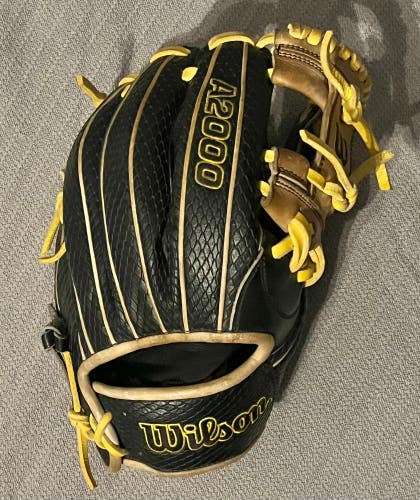 Wilson A2000 RH Infield Baseball Glove KBH13 11.75" (Used)