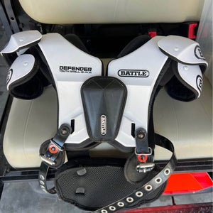 Battle Defender White Shoulder Pads Youth Small 13-14”