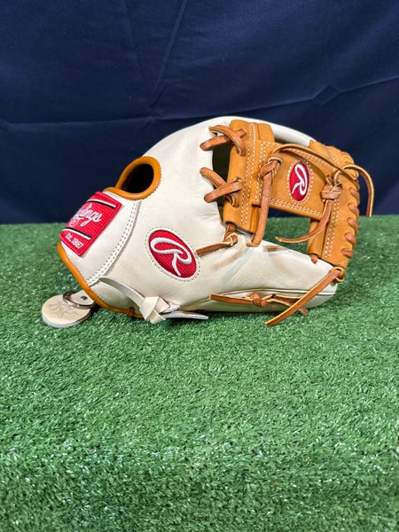 2024 Rawlings Heart of the Hide RH 11.5” Camel/Tan Infield Baseball Glove (New)