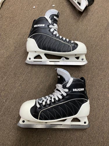 Vaughn Hockey Goalie Skates 7.5 (Used)