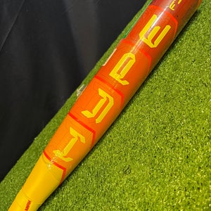 2025 Easton Hype Fire Composite USABat Certified (-8) 30"/22oz Bat (New)