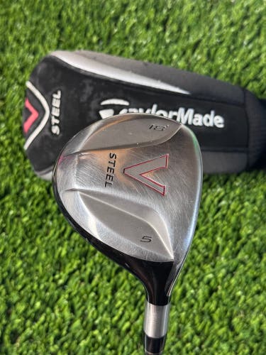 Right Handed Taylormade V Steel 18° 5 Fairway Wood 5W Regular Flex + Head Cover