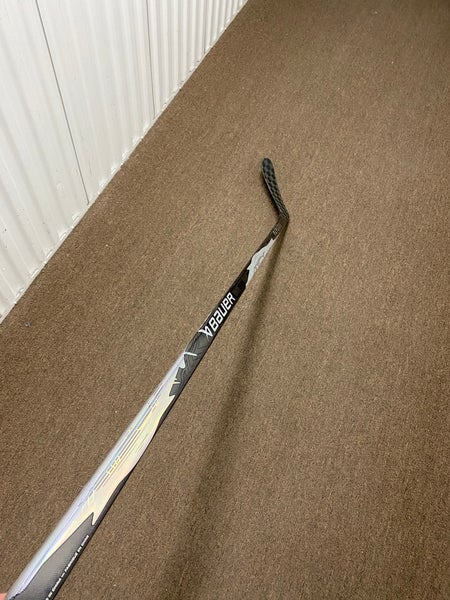 Senior Bauer Vapor FlyLite Left Hand Hockey Stick P28 87 Flex (New)