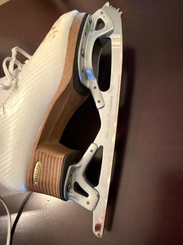 John Wilson Pattern 99 Revolution Figure Skating blades size 9.25