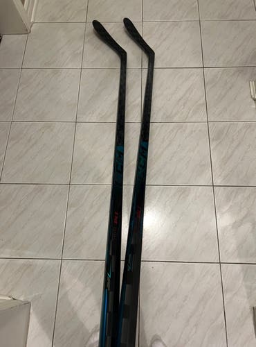 2 Pack New Senior CCM Vizion Left Handed Hockey Stick P28 70 Flex (New)