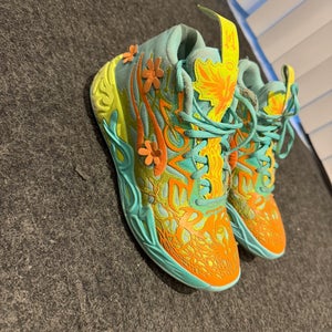 Puma Lamelo Ball MB.04 - Scooby-Doo - Boys size 6