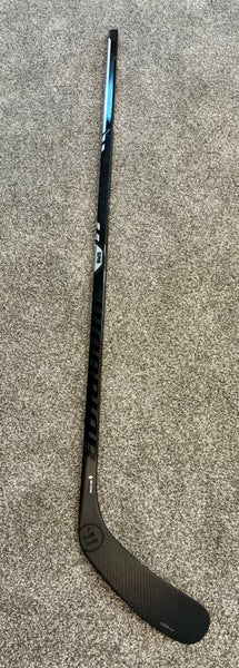Intermediate Warrior Covert QR6 pro Right Handed Hockey Stick W03 65 Flex (Used)