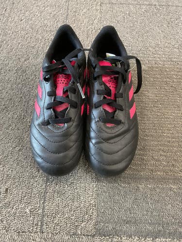 Used Adidas SOCCER CLEATS Soccer Cleats Black And Pink Junior 01 11614-S000224858