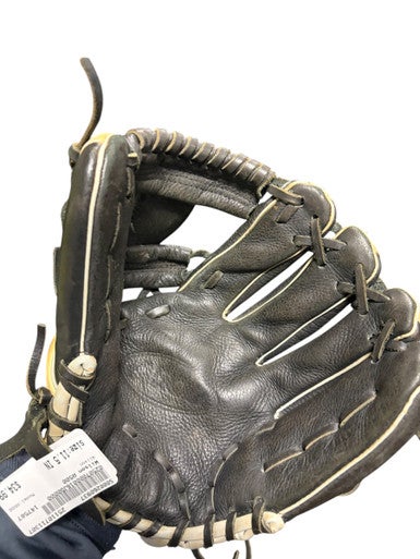 Used Wilson A500 BB/SB Glove RH Throw None 11 1/2" 11307-S000260937