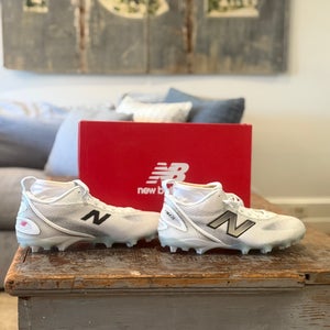 White Men's Size M 11.0 (W 12.0) Adult New Balance Freeze LX v5