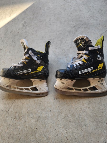 Bauer Supreme M4 Hockey Skates Regular Width Size 1 (Used)