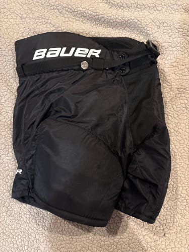 Youth Medium Bauer Lil Sport Hockey Pants (Used)