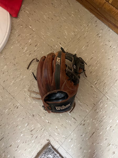 Wilson A2K RH Infield Baseball Glove 11.75" (Used)