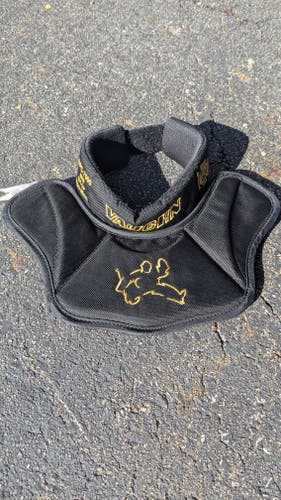 Vaughn VPC-7000 Goalie Neck Guard (Used)