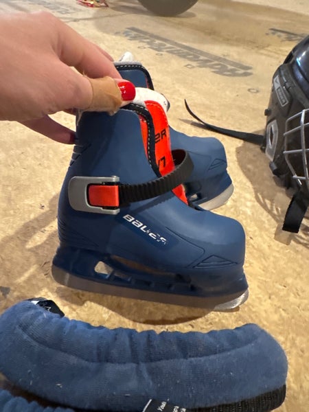 Bauer Hockey Skates 6.5 (Used)