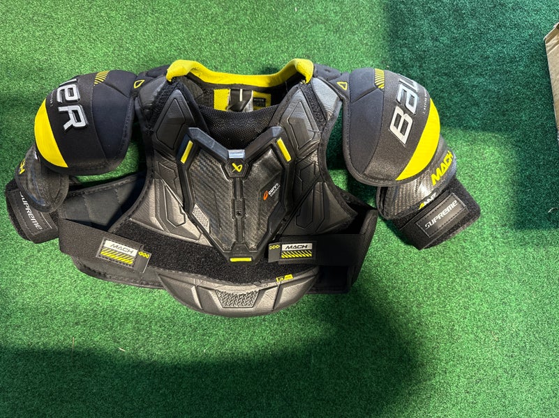 Bauer Supreme Mach Shoulder Pads (Used) | Junior Medium