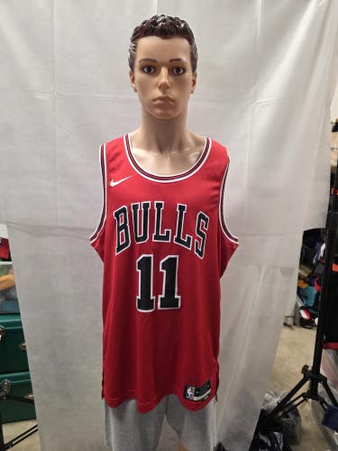 NWT DeMar DeRozan Chicago Bulls Nike Swingman Jersey 56 NBA