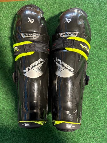 Junior Bauer Fly-40 Shin Pads 12" (Used)
