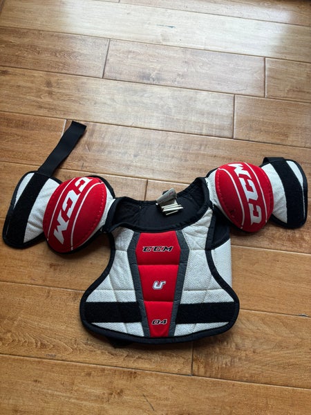 Small Junior CCM U+ 04 Shoulder Pads (Used)
