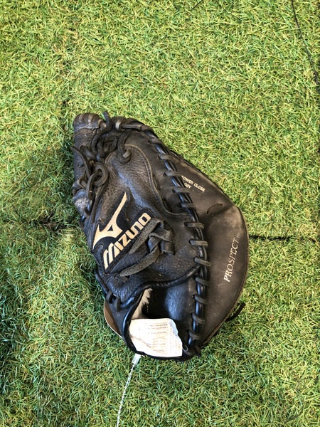 Mizuno Prospect RH Catcher's Baseball Glove 31.5" (Used)